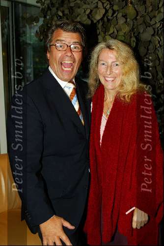 Amsterdam 2 oktober 2003
Emile Ratelband met Jomanda