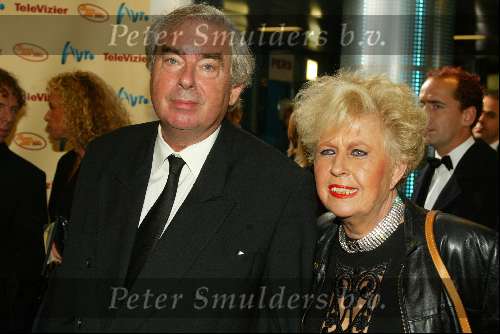 Amsterdam 25 oktober 2002
Televizierring 2002 in heineken music hal
Joop v Zijl met vrouw