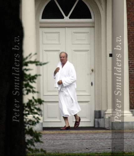 Den haag 11 oktober 2003
Huis ten Bosch
Man op bezoek bij Koningin Beatrix