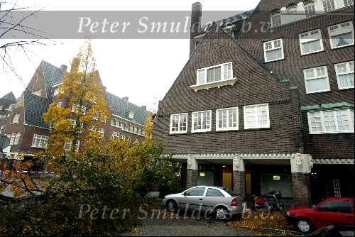 Amsterdam 27 oktober 2002
Huis Mariska  Hulscher  boom op huis gevallen