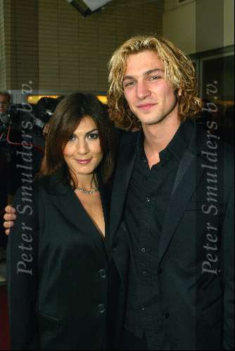 Utrecht 3 oktober 2003
Uitreiking gouden kalveren in schouwburg utrecht
Michiel Huisman en Kim v Kooten