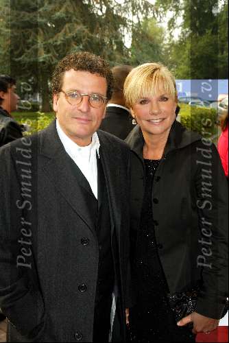 Utrecht 3 oktober 2003
Uitreiking gouden kalveren in schouwburg utrecht
Edwin de Vries en Monique v d Ven