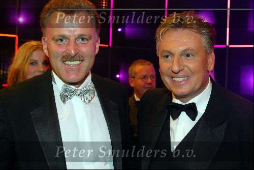 Amsterdam 25 oktober 2002
Televizierring 2002 in heineken music hal
Henny Huisman en Peter R de Vries