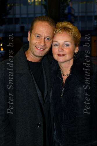 Tilburg 13 oktober 2003
Premiere kunt u mij de weg naar hamelen vertellen...
Ron Boszhard met vrouw