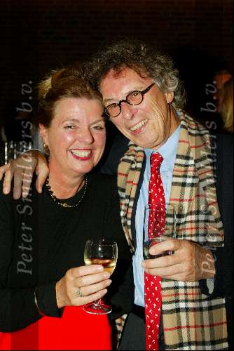 Amersfoort 12 oktober 2003
Premiere zeg ns Aa in de flint
Ruud Bos met vriendin met een glas wijn