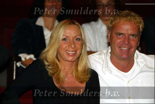 Amsterdam 21 oktober 2002
Marco Borsato in Carre.
Sylvana Borsato en Wino Omtzigt