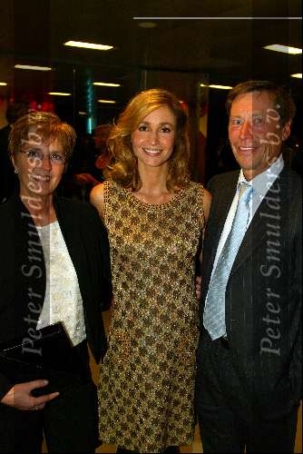 Amsterdam 25 oktober 2002
Televizierring 2002 in heineken music hal
Wendy v Dijk met ouders