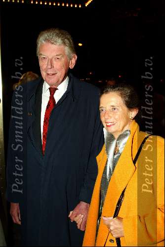 Amsterdam 2 oktober 2003
Premiere  Jacques Brel in carre
Wim Kok met vrouw