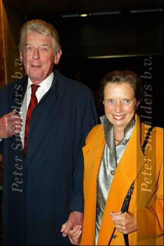Amsterdam 2 oktober 2003
Premier Jacques Brel in carre
Wim kok met vrouw