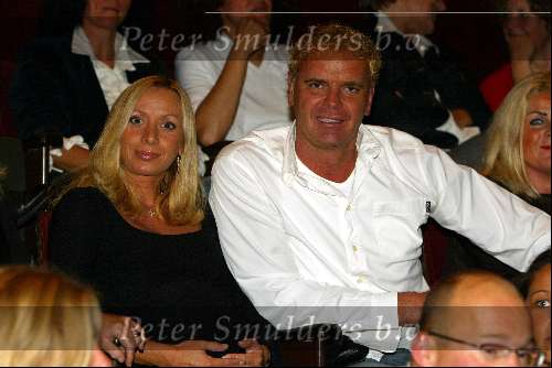 Amsterdam 21 oktober 2002
Marco Borsato in Carre.
Sylvana Borsato en Wino Omtzigt