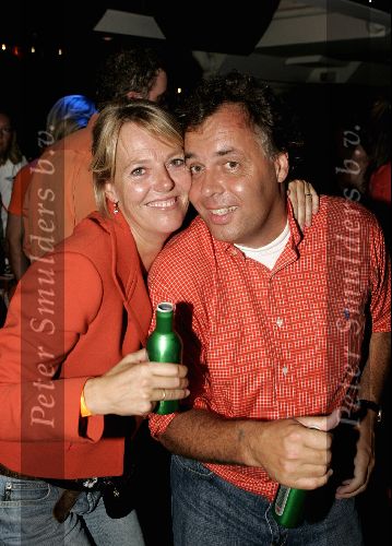 Hong Kong 8 oktober 2004
Princess Model of the world verkiezing.
Aad Ouborg met Dorien Ouborg  
Peter Smulders bv