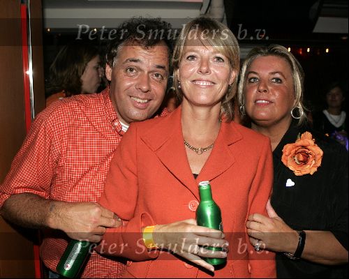 Hong Kong 9 oktober 2004
Princess Model of the world verkiezing.
Dorien Ouborg en Aad Ouborg en Els Ouborg