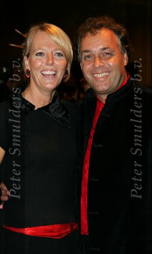 Hong Kong 9oktober 2004
Princess Model of the world verkiezing.
Aad Ouborg met Laura Fygi dansend