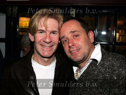 Amsterdam 27 oktober 2004
Presentatie boek van Leco v Zaelhoff.
Addy v d Krommenacker met vriend