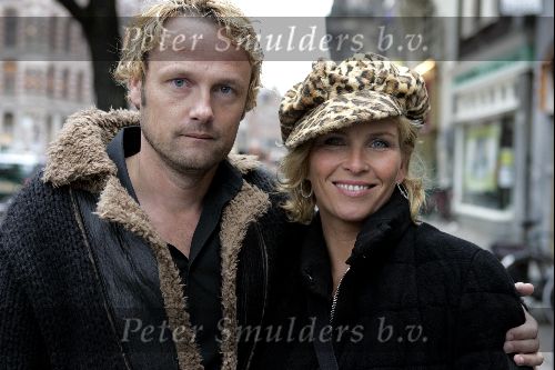 Amsterdam 3 oktober 2004
Presentatie sieradenlijn van Maik de Boer.
Anita Witsier met pet en vriend