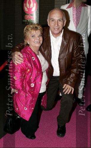 Amsterdam 26 oktober 2004
Premiere Gay in Pathe de Munt.
Anneke Circus Renz