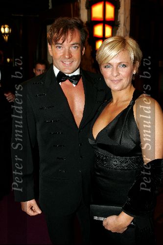 Amsterdam 18 oktober 2004
Uitreiking Beau Monde awards in Tuschinski.
Caroline Tensen en Gerard Joling
