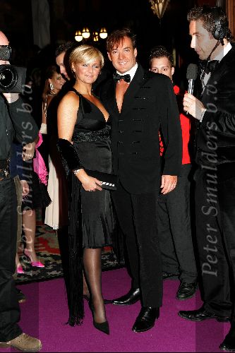Amsterdam 18 oktober 2004
Uitreiking Beau Monde awards in Tuschinski.
Caroline Tensen en Gerard Joling
