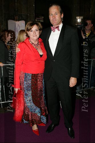 Amsterdam 18 oktober 2004
Uitreiking Beau Monde awards in Tuschinski.
Catherine Keyl met vriend