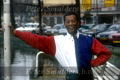 Donald Jones ( ex-man van Adele bloemendaal en vader van John Jones )
Overleden op 6 november 2004 op 72 jarige leeftijd