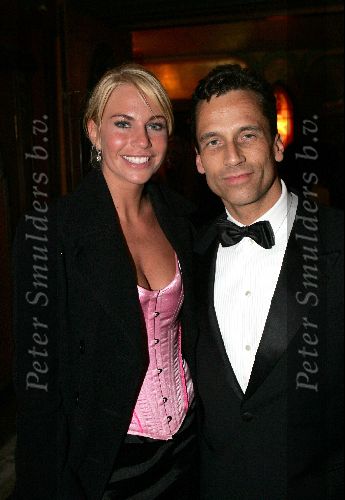 Amsterdam 18 oktober 2004
Uitreiking Beau Monde awards in Tuschinski.
Robert Schoemacher en Ellemieke Vermolen
