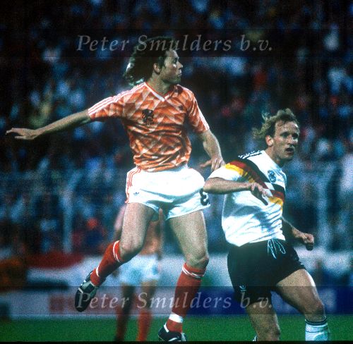 Hamburg, Europees Kampioenschap Voetbal in duitsland 1988
Nederland-duitsland, eindstand 2-1
Erwin koeman