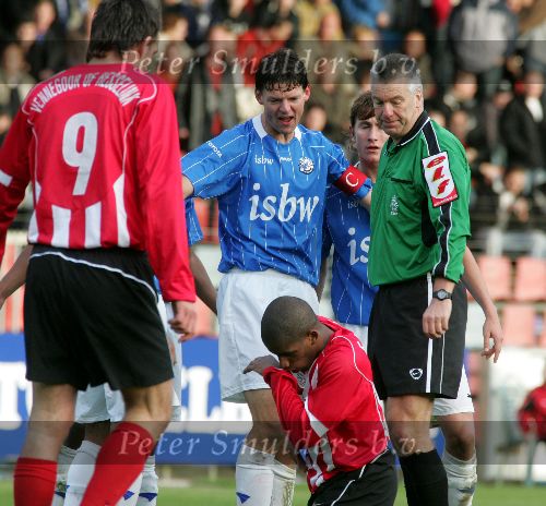 Den bosch, 7 november 2004
FC Den bosch-PSV, eindstand 0-3
Farfan Roelof Luinge