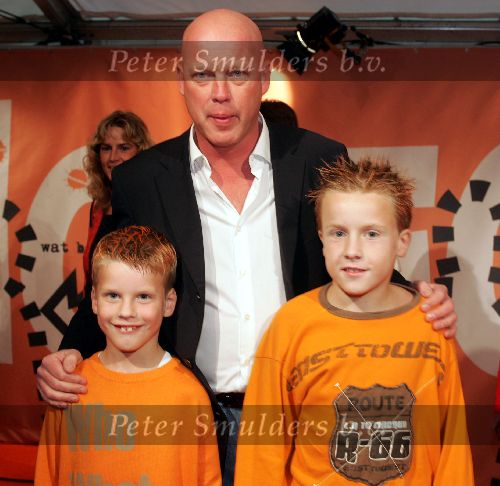 Amsterdam, 23 Oktober 2004
De eerste \