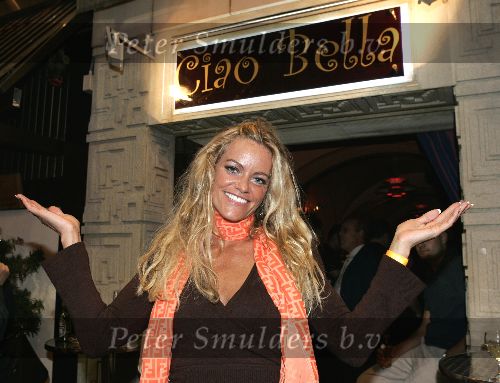 Hong Kong 8 oktober 2004
Princess Model of the world verkiezing.
Inge de Bruijn voor cafe Ciao Bella