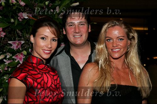 Hong Kong 11 oktober 2004
Princess Model of the world verkiezing.
Phaedra Hoste Tony Hadley en Inge de Bruijn