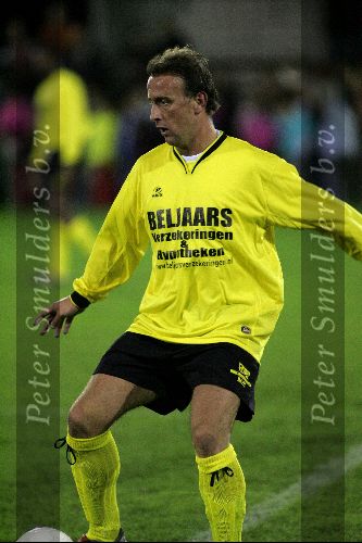 Zevenbergen 21 oktober 2004.
Voetballen voor Villa Pardoes
Jeroen Smits