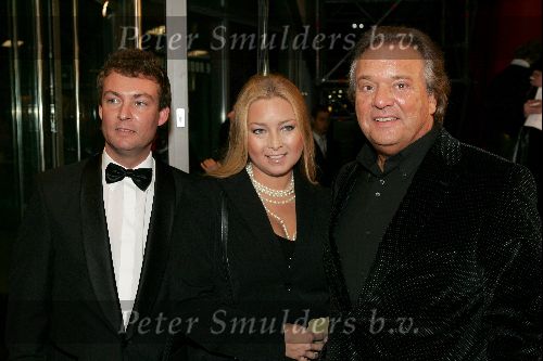 Amsterdam 21 oktober 2004
Uitreiking van de televizierring in HMH.
John v Katwijk