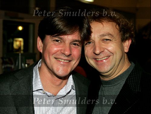 Rijswijk 31 oktober 2004
Premiere Purper in rijswijkse schouwburg.
Jon v Eerd met vriend
