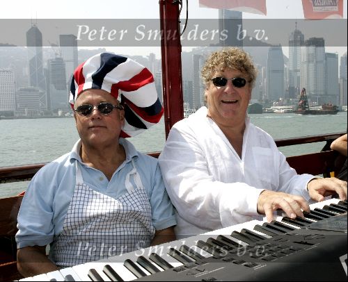 Hong Kong 8 oktober 2004
Princess Model of the world verkiezing.
Tony Eyk en Joop Braakhekke