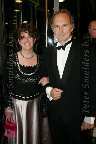 Amsterdam 21 oktober 2004
Uitreiking van de televizierring in HMH.
Juliette de Wijn met man (Cora van Mora)