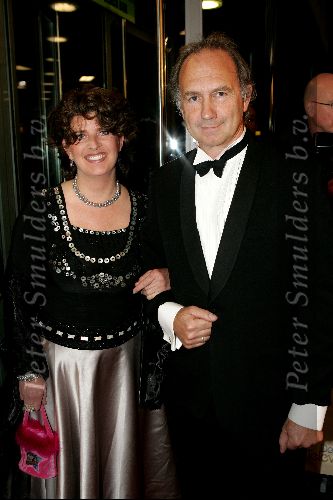 Amsterdam 21 oktober 2004
Uitreiking van de televizierring in HMH.
Juliette de Wijn met man (Cora van Mora)