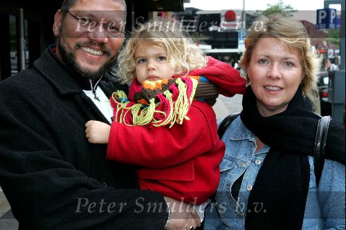 Rotterdam 16 oktober 2004
Premiere Film van ome Willem in Luxor theater.
Kenneth Herdigein met dochter en vrouw