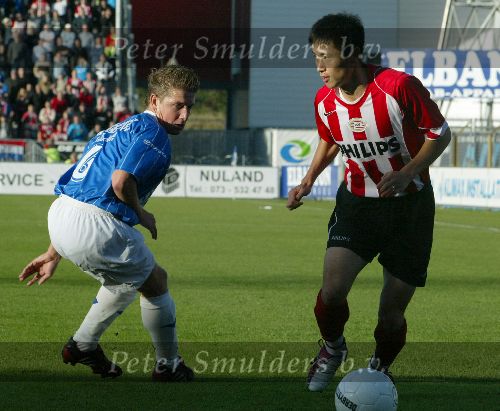 Den bosch, 7 november 2004
FC Den bosch-PSV, eindstand 0-3
Lee