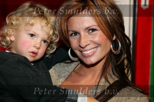 Rotterdam 16 oktober 2004
Premiere Film van ome Willem in Luxor theater.
Leontin Borsato met zoontje Senna