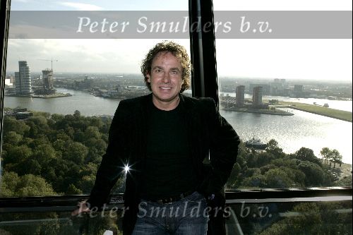 Rotterdam 14 oktober 2004
Presentatie dvd Marco Borsato in de euromast.  
Peter Smulders bv