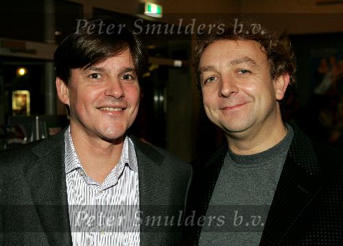 Rijswijk 31 oktober 2004
Premiere Purper in rijswijkse schouwburg.
Jon v Eerd met vriend