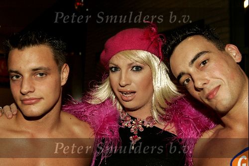 Amsterdam 26 oktober 2004
Premiere Gay in Pathe de Munt.
Mayday
