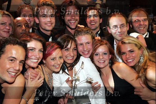 Amsterdam 21 oktober 2004
Uitreiking van de televizierring in HMH.
Cast Zoop. Sabine Koning en Ewout Genemans Nicolette v Dam Vivienne van den Assem Juliette van Ardenne Patrick Martens