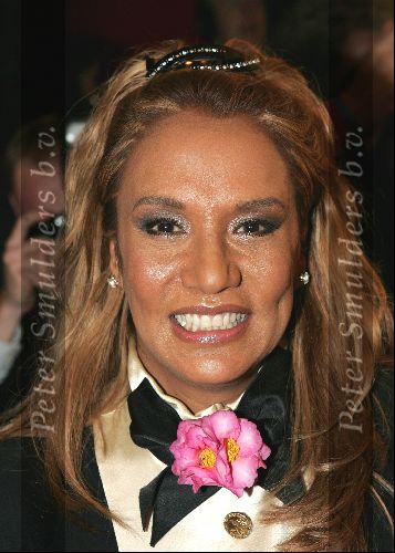 Amsterdam 21 oktober 2004
Uitreiking van de televizierring in HMH.
Patty  Brard