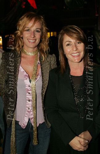 Amsterdam 27 oktober 2004 
Presentatie boek van Leco v Zadelhoff. 
Angela Groothuizen en Patty Zomer