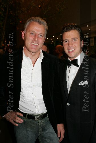 Amsterdam 21 oktober 2004
Uitreiking van de televizierring in HMH.
Winston gerschtanowitz en Peter R de Vries