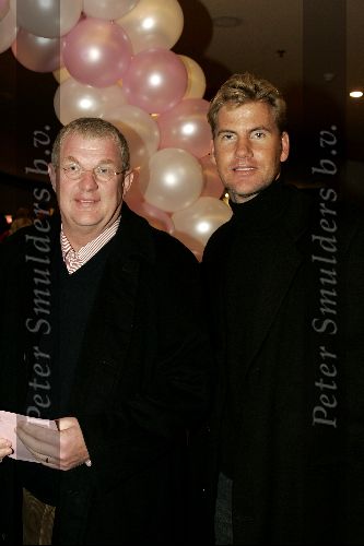 Amsterdam 26 oktober 2004
Premiere Gay in Pathe de Munt.
Sjoerd Kooistra met vriend