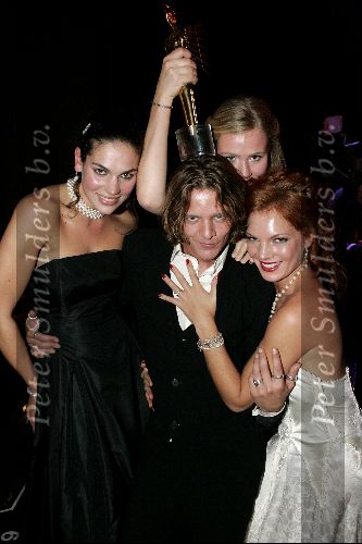 Hilversum 30 september 2004
Uitreiking Gouden beelden in studio 21
Tygo Gernandt met zijn vriendin Anna