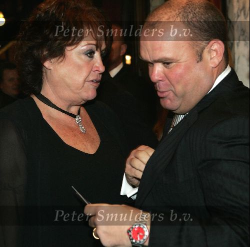 Amsterdam 18 oktober 2004
Uitreiking Beau Monde awards in Tuschinski.
Viola Holt en Paul de Leeuw