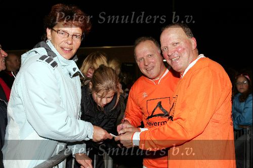 Zevenbergen 21 oktober 2004.
Voetballen voor Villa Pardoes
Willy v d Kerkhof en Rene v d Kerkhof